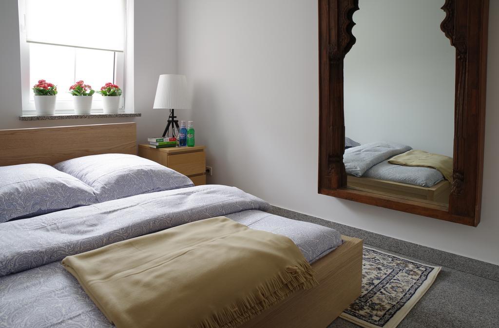 Apartament White Сьрем Экстерьер фото