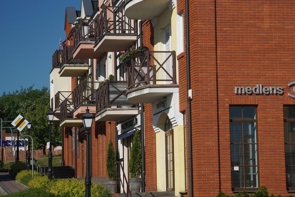 Apartament White Сьрем Экстерьер фото